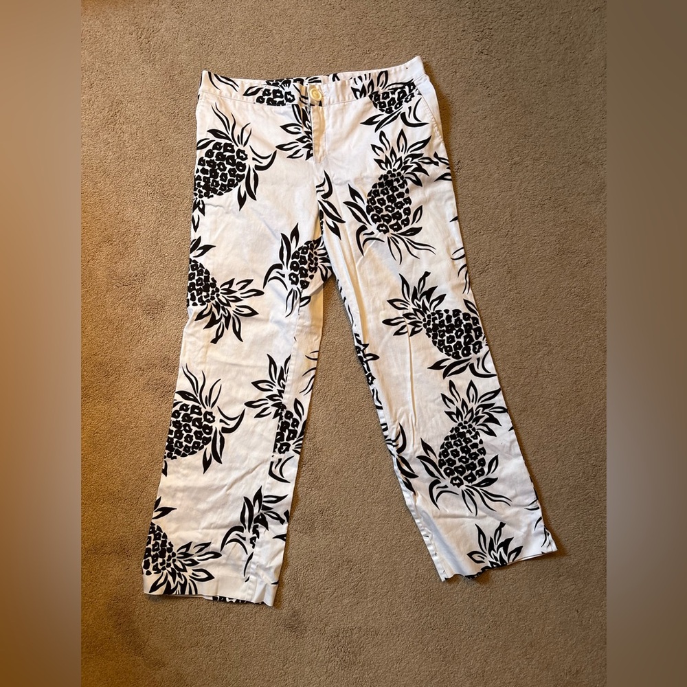 Skirtin Around, New Canaan CT Black & White Pineapple Cotton Blend Ankle Pants - Picture 2 of 10
